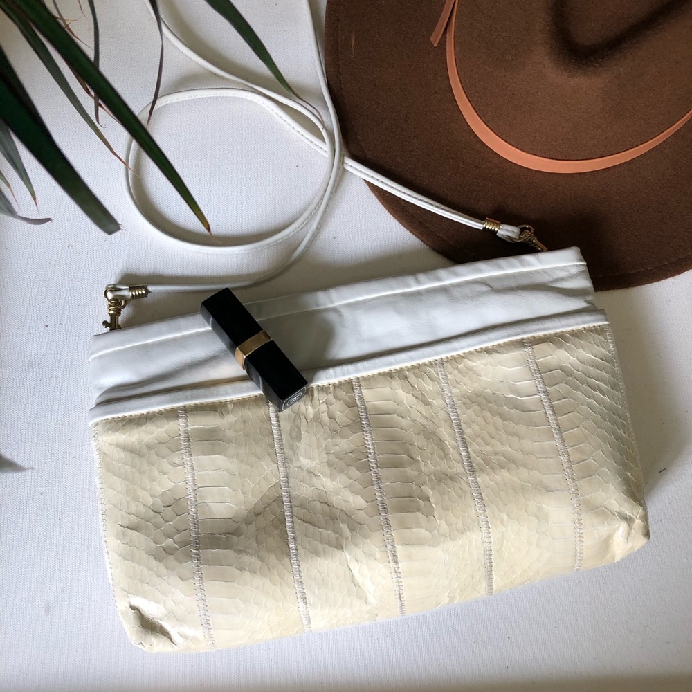 True Vintage Saks Fifth Avenue white purse